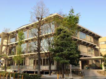 利用案内岡山大学 附属図書館