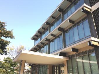 利用案内岡山大学 附属図書館
